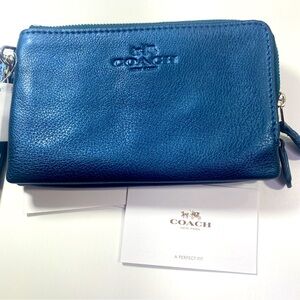 COACH Metallic Blue Double Zipper Leather Wristl  NWT